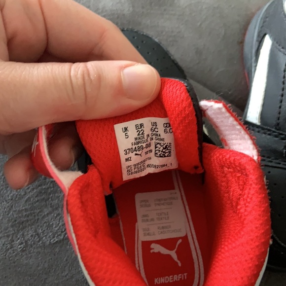 Baby boy size 5 puma high top runner! - Picture 3 of 5